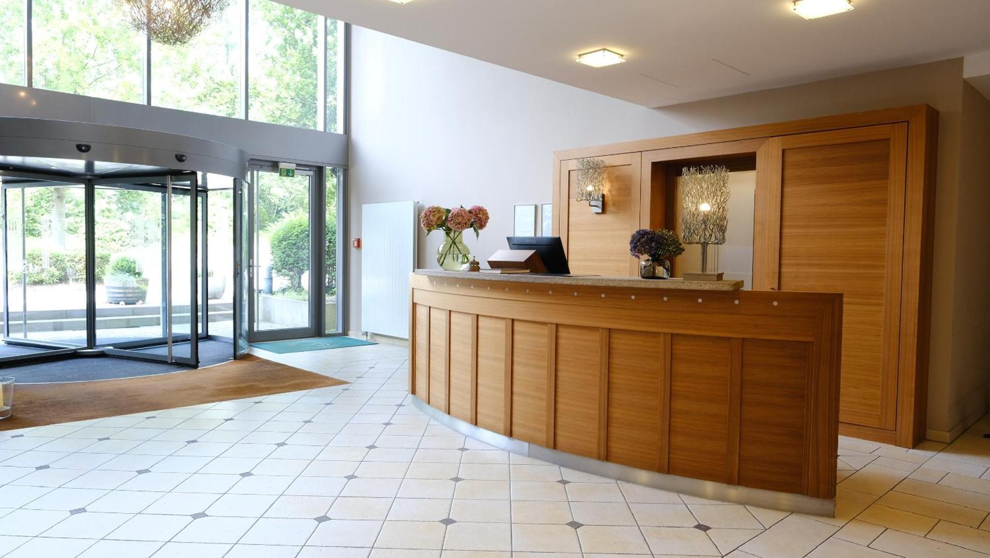 Ramada By Wyndham Duesseldorf Ratingen Hotel Eksteriør billede