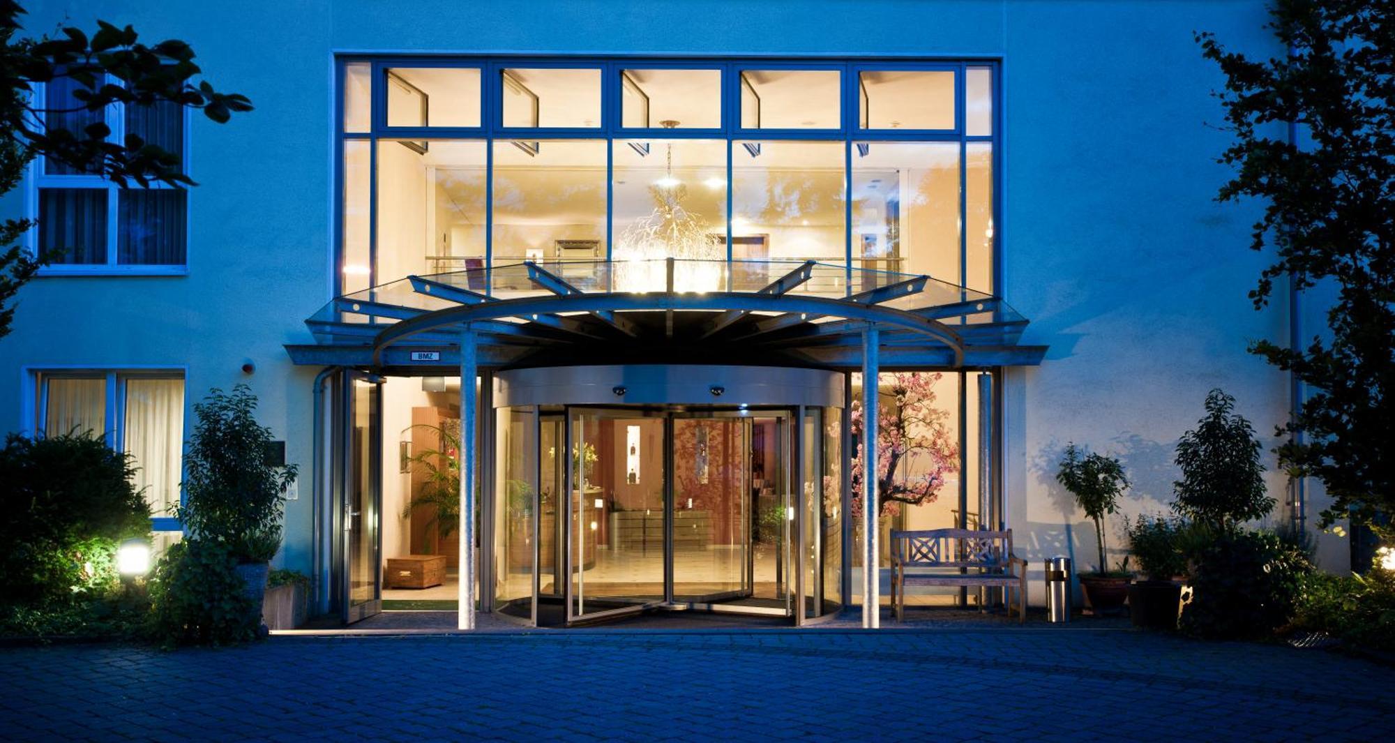 Ramada By Wyndham Duesseldorf Ratingen Hotel Eksteriør billede