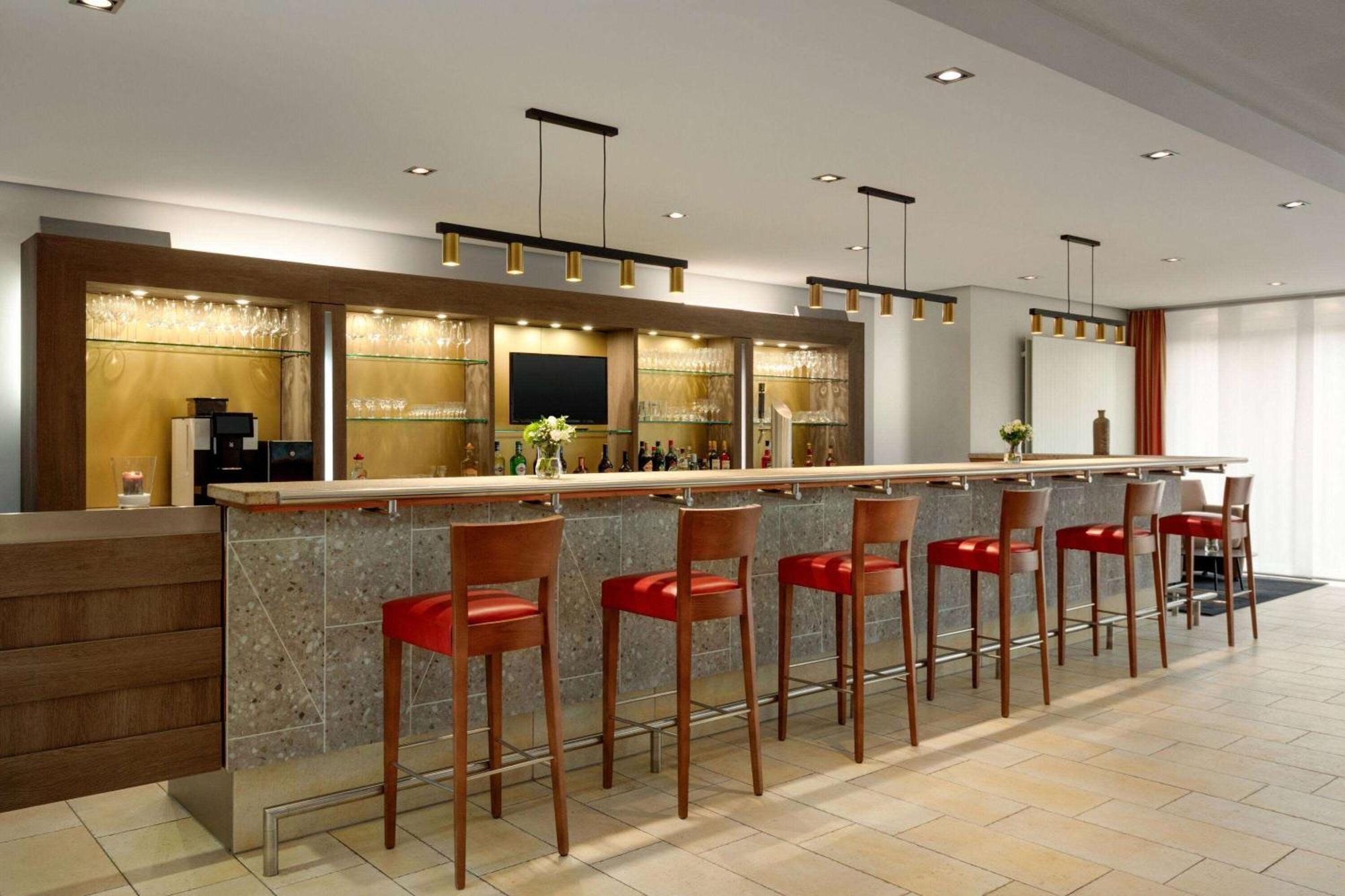 Ramada By Wyndham Duesseldorf Ratingen Hotel Eksteriør billede