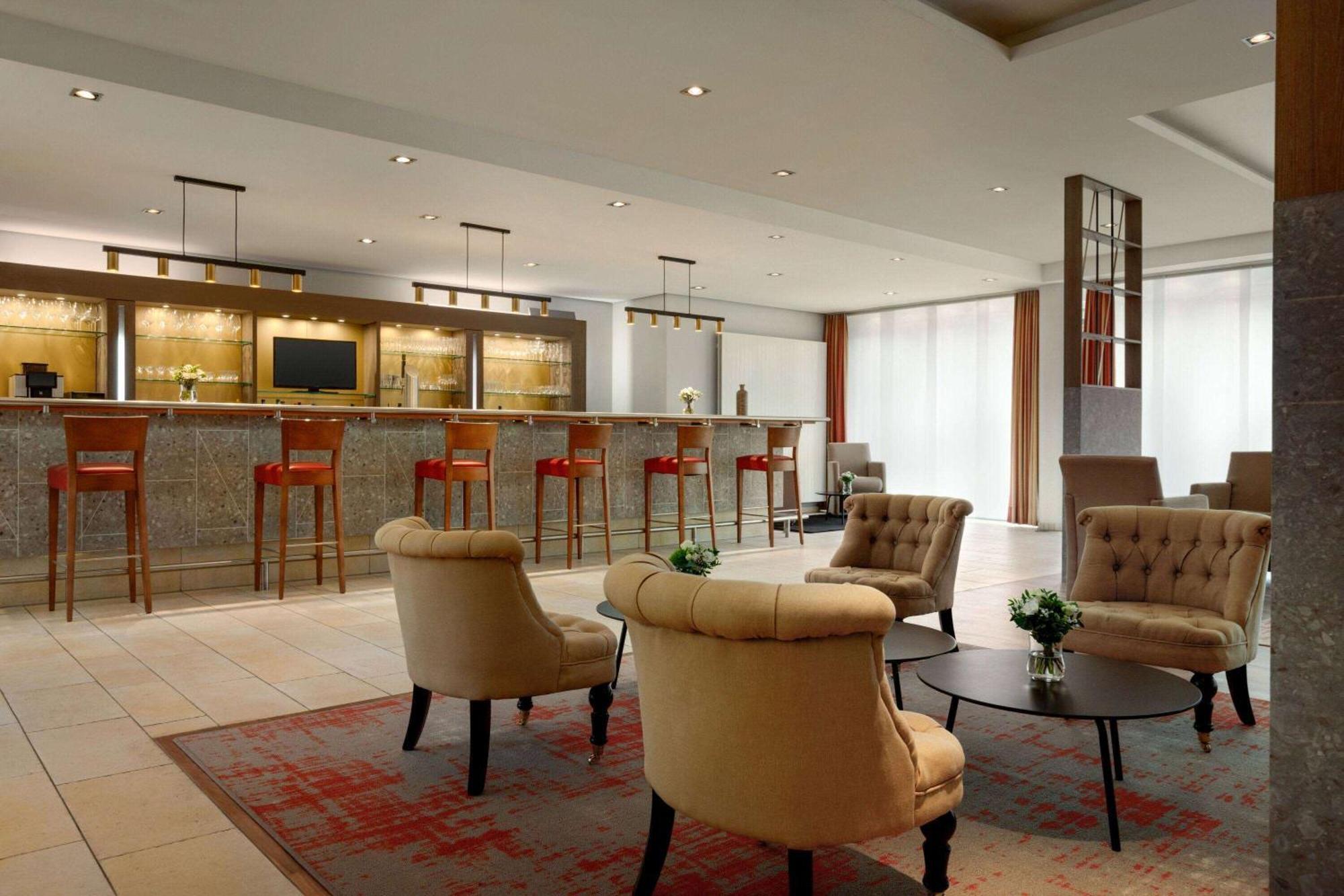 Ramada By Wyndham Duesseldorf Ratingen Hotel Eksteriør billede