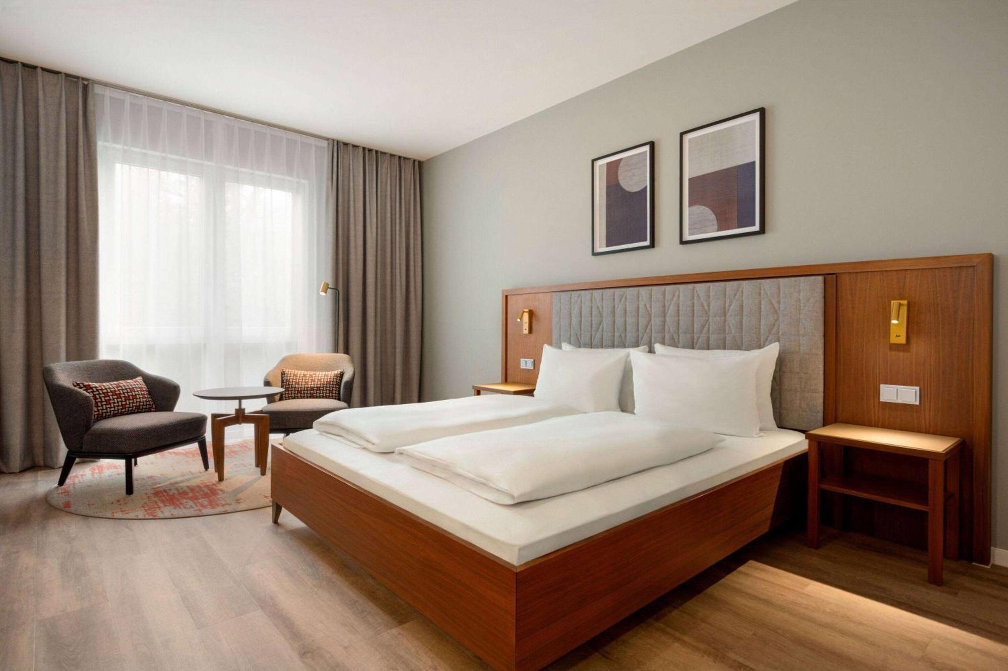 Ramada By Wyndham Duesseldorf Ratingen Hotel Eksteriør billede