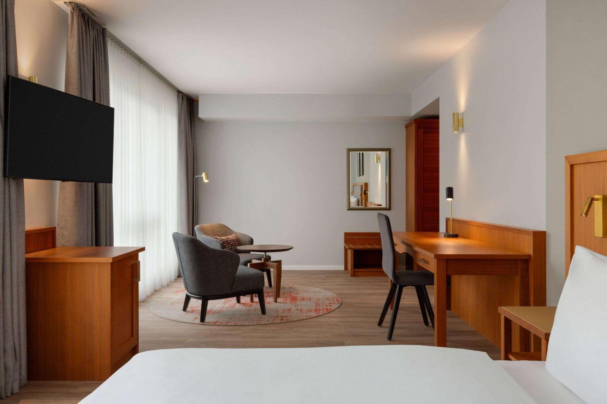 Ramada By Wyndham Duesseldorf Ratingen Hotel Eksteriør billede