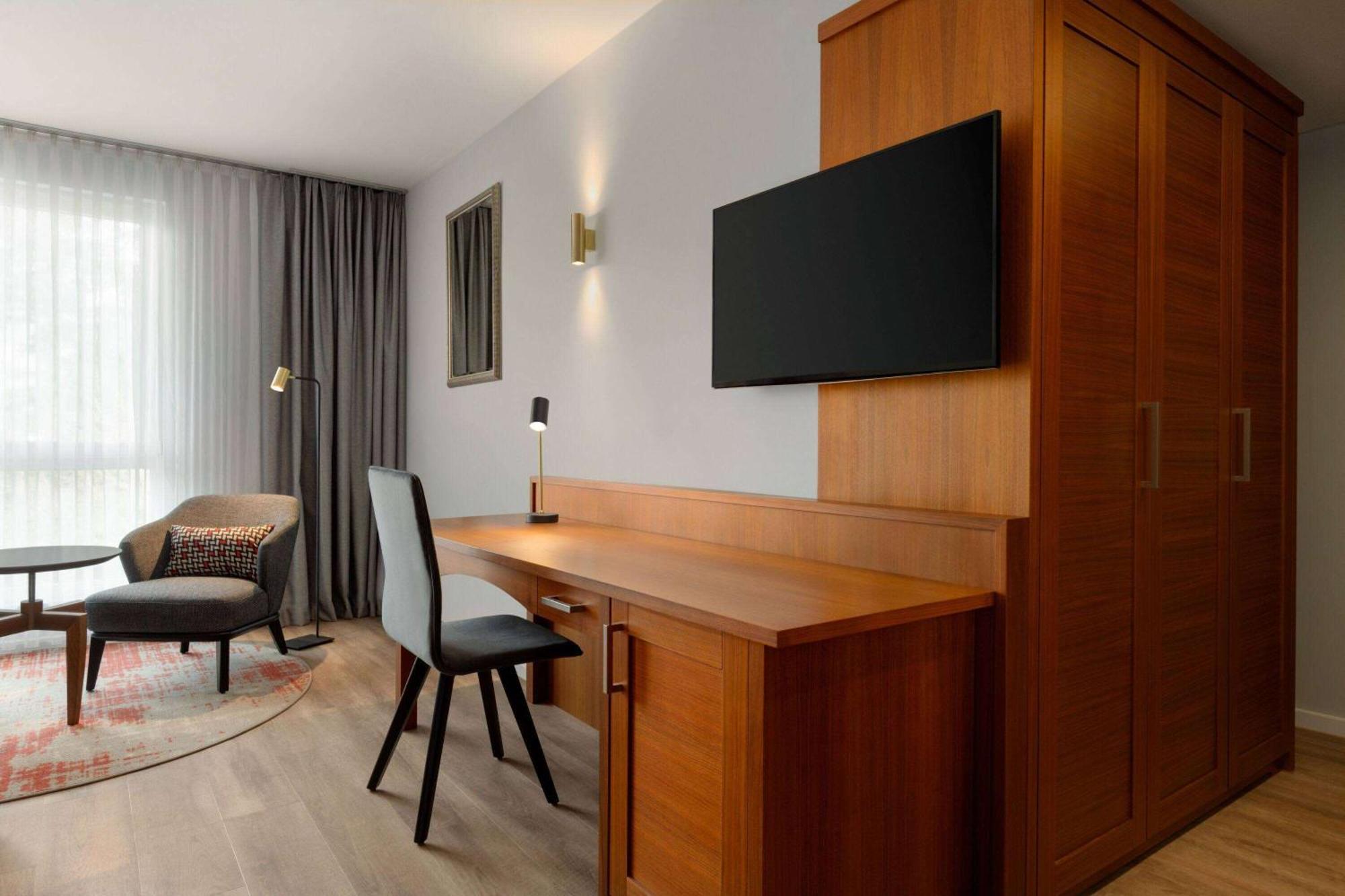 Ramada By Wyndham Duesseldorf Ratingen Hotel Eksteriør billede